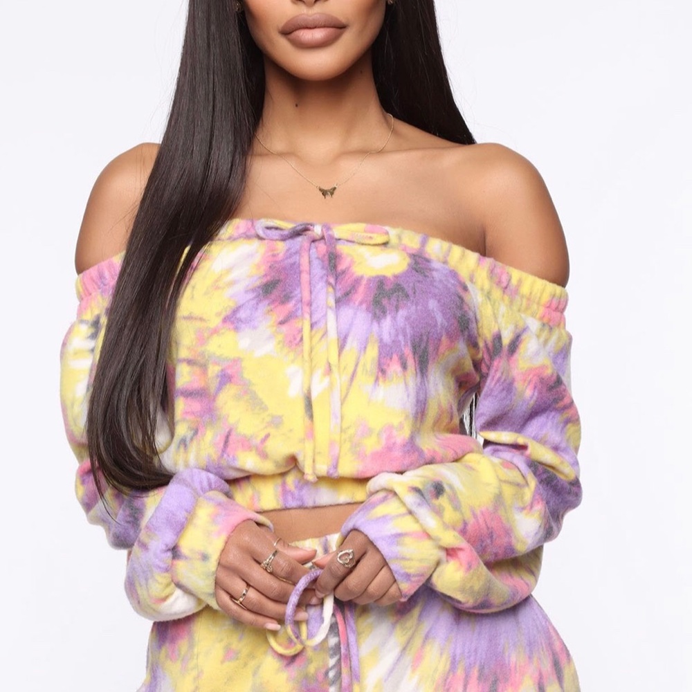 Tye dye crop sweater